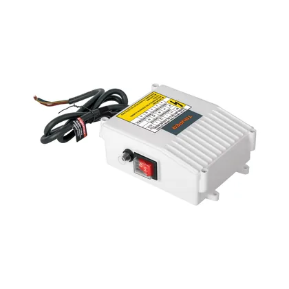 Caja de control para bomba tipo bala 1 1/2 HP, 220V, TRUPER