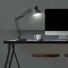 Lámpara de escritorio con brazo oscilante 5